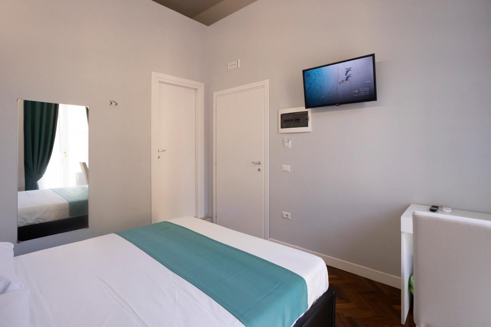 La Chambre Duomo Nápoly Kültér fotó